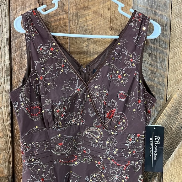 New w/tags RB Collection New York -Women’s sleeveless dress Size 10.  -A3 - Picture 2 of 9